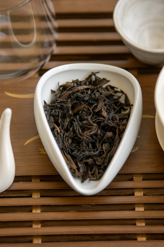 Wuyi Amber Mountain Oolong aka "Big Red Robe"